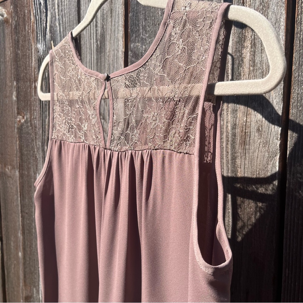 Loft taupe lace sleeveless blouse top size small - Picture 13 of 14